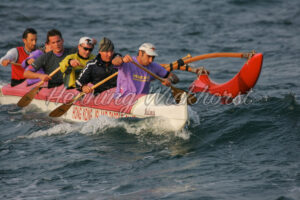 Ausleger-Kanu bei leichtem Seegang - ImageShop