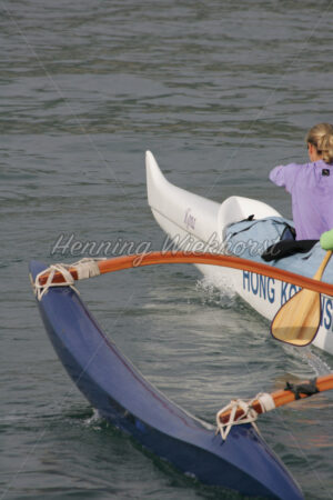 Ausleger-Kanu in Fahrt - ImageShop