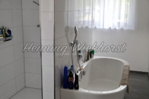 Badewanne und Dusche - ImageShop