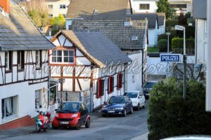 Berkum (21) – Das Viereck hinab schauend - ImageShop Online