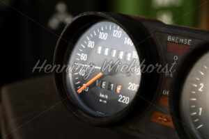 Cockpit-Armaturen von einem Motorrad - ImageShop