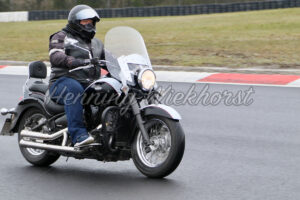 Cruiser in Fahrt - ImageShop