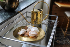 Dekorierter Beistelltisch - ImageShop