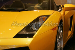 Detailansicht eines italienischen Sportwagens - ImageShop