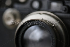 Die Linse einer alten Kamera - ImageShop