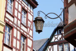 Eine Lampe in Bernkastel-Kues - ImageShop .Online