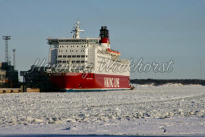 Fähre und Eisbrecher in einem - ImageShop