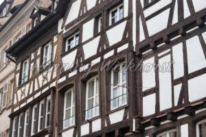 Fenster in der Fachwerk-Fassade - ImageShop