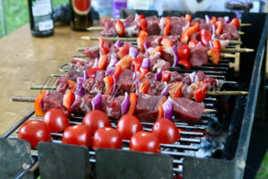 Fleischspieße auf dem Grill - ImageShop