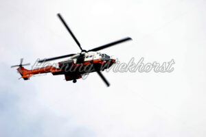 Fliegender Helikopter - ImageShop