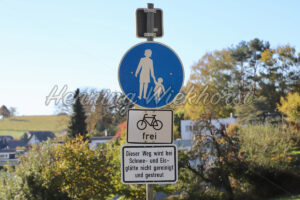 Fussweg ohne Winterdienst - ImageShop