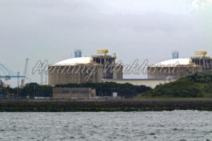 Gasometer im Hafen von Rotterdam - ImageShop