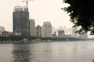 Guangzhou: Hochhausbau am Perlenfluß - ImageShop