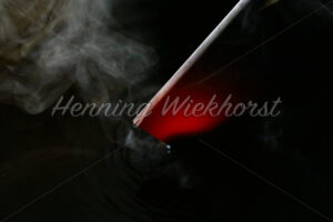 Heisses Eisen im Wasser - ImageShop