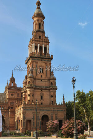 Historischer Turm in Sevilla - ImageShop