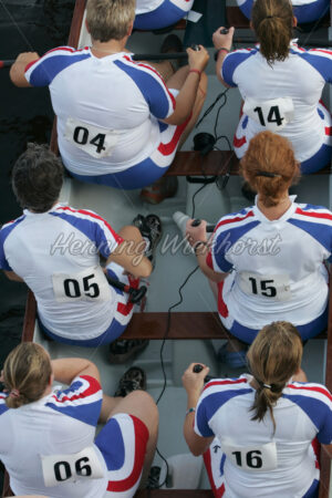 Innen in einem Drachenboot - ImageShop