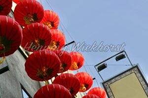 Laternen an einem Haus - ImageShop