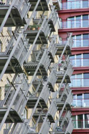 London (102) – Futuristische Balkone - ImageShop