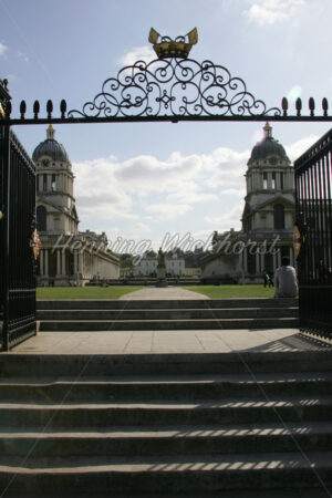 London (118) – Greenwich (8) - ImageShop