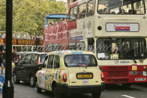 London (69) – Dichter Verkehr - ImageShop