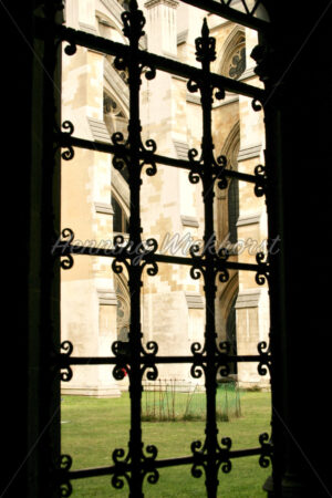 London (78) – Innenhof-Fenster Westminster Abbey - ImageShop