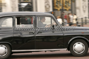 London (9) – Taxi in Fahrt - ImageShop