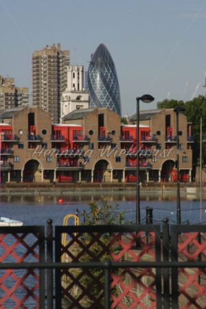 London (92) – Modernes Wohnen mit Gurke - ImageShop