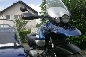 Motorrad mit Seitenwagen - ImageShop