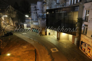 Nacht im einsamen Wohnviertel - ImageShop