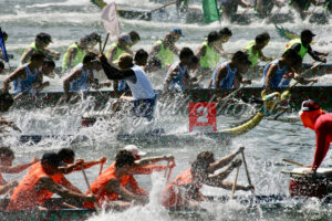 Rennen der Drachenboote in Hong Kong - ImageShop