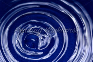 Ringe von einem Wassertropfen - ImageShop