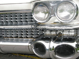 Scheinwerfer eines amerikanischen Klassikers - ImageShop