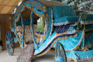 Teheran (17) – Alte Herrscher-Kutsche - ImageShop