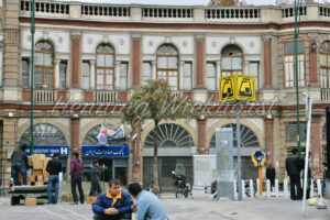 Teheran (44) – Mitten in der Stadt - ImageShop