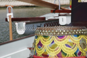 Trommel auf Wettkampf-Drachenboot - ImageShop