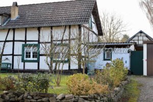 Villiprott (10) – Idyllisches Fachwerkhaus - ImageShop Online