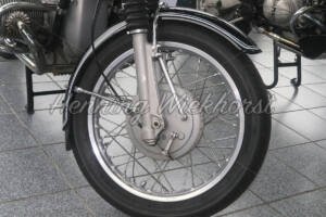 Vorderrad einer BMW /5 - ImageShop Online