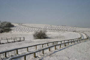 Wanderweg im Schnee - ImageShop