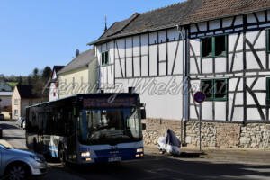 Werthoven (10) – Busverkehr auf der Ahrtalstraße - ImageShop Online