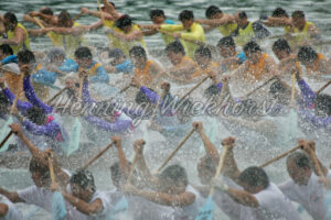 Wildes Drachenbootrennen - ImageShop