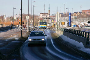 Winterlicher Strassenverkehr - ImageShop