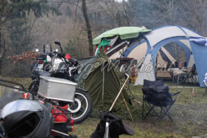 Zeltlager von einem Motorradtreffen (5) - ImageShop