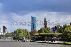 Zwei Türme in Frankfurt - ImageShop